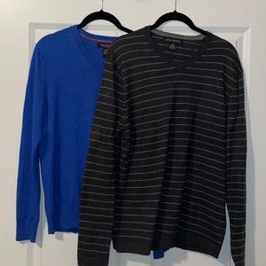 Banana Republic Sweater Extra Fine Merino Wool Mens Size M V-Neck Gray blue